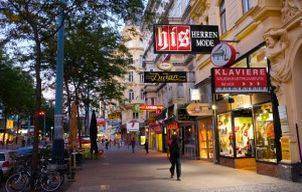 Turism, istorie şi shopping. Pe unde puteţi merge ca să le îmbinaţi pe toate trei