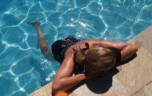 Marele pericol la care va expuneti mergand la piscina