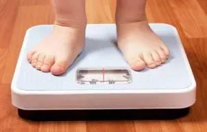 STUDIU Baietii au mai des probleme cu greutatea decat fetele. Ce loc ocupa Romania in topul european al obezitatii