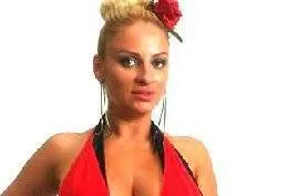 Sanziana Buruiana in costume de baie LeGa