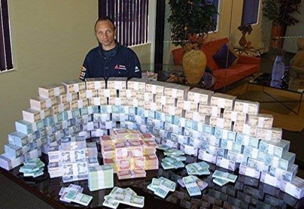 S-a îmbogățit peste noapte. Femeia a vrut să-i fie recunoscătoare pe veci