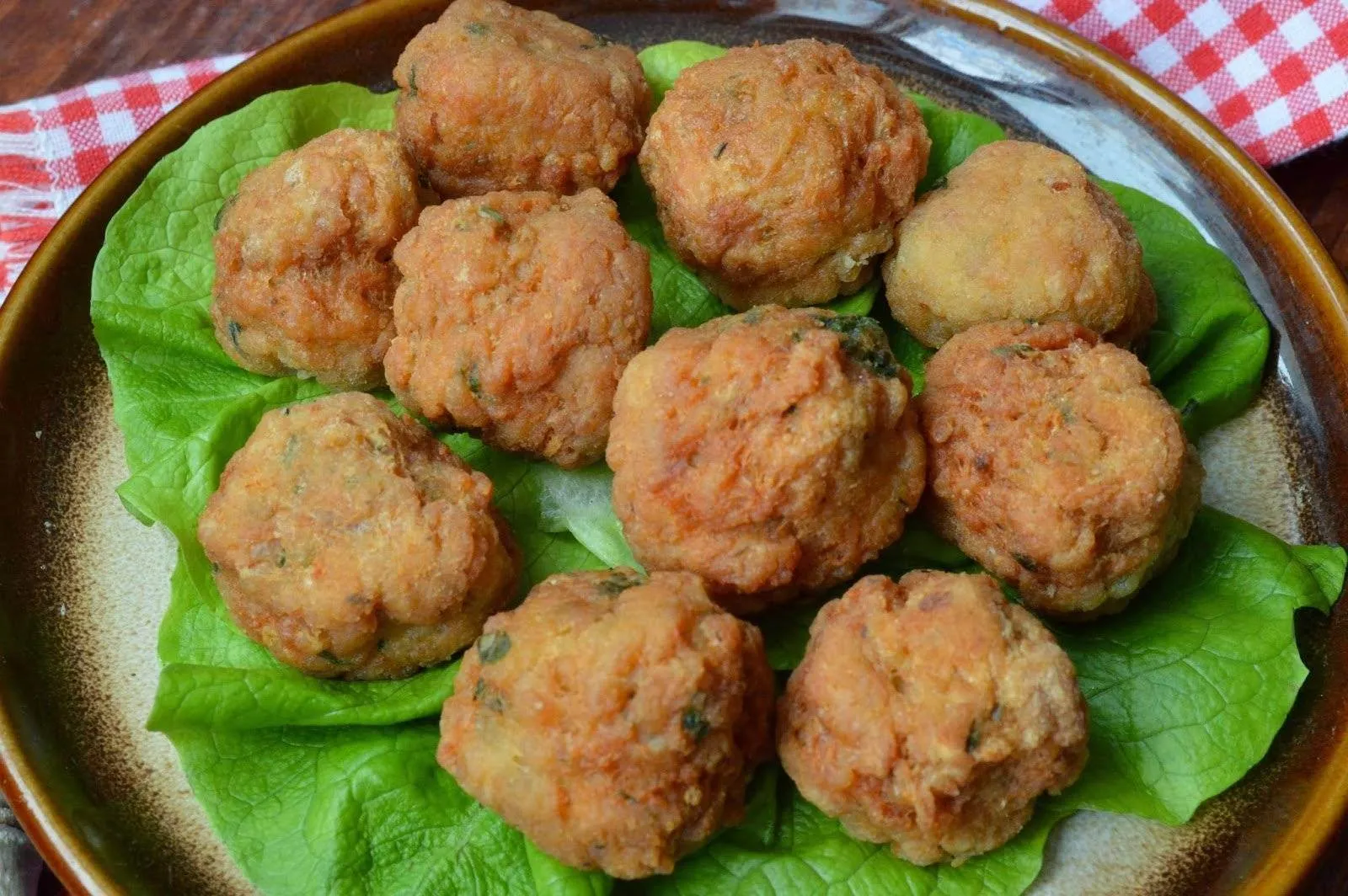Chiftelute din piept de pui
