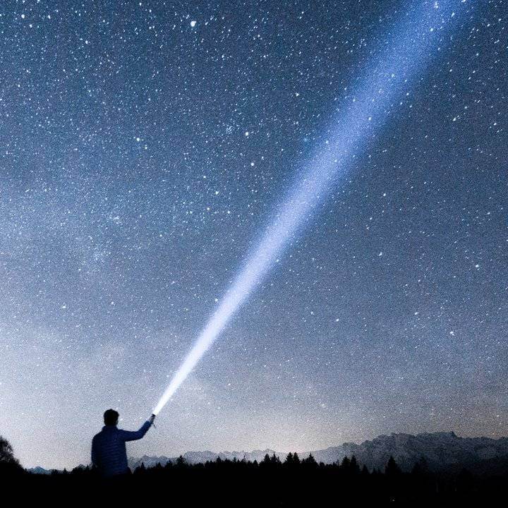 Horoscop de weekend 1-2 iulie 2017! Ai sansa de a oferi o bucurie cuiva apropiat