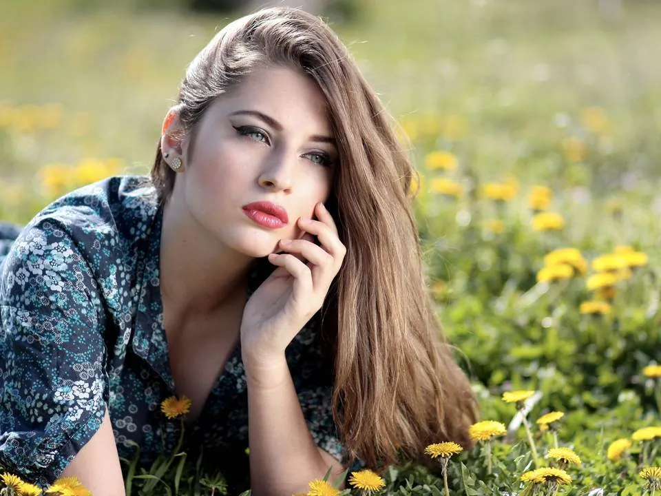 Top 10 sfaturi makeup de la cele mai renumite artiste în machiaj