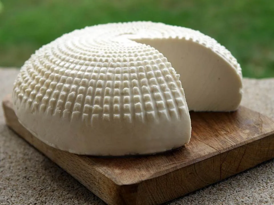 Cum iti dai seama ca un aliment este stricat! Invata sa eviti o toxinfectie alimentara