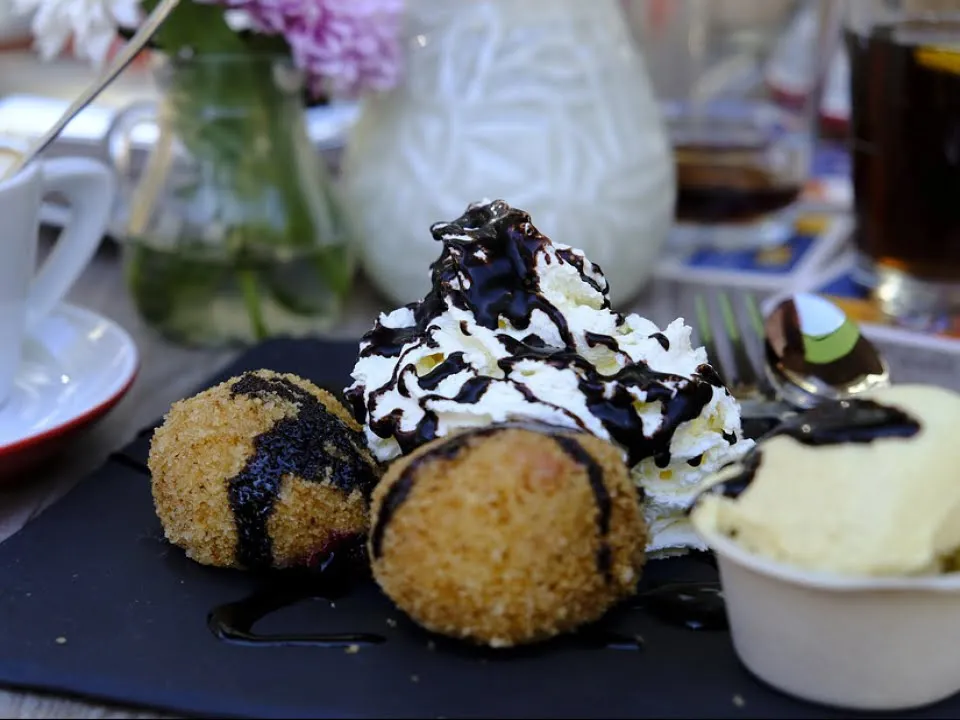Galusti cu prune, desertul verii! Trucul pe care trebuie sa-l stii ca sa obtii un desert delicios