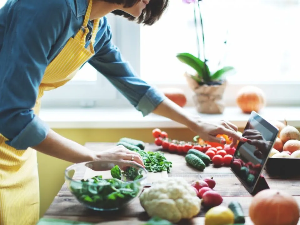 Cele mai bune alimente pentru detoxifiere! Include-le in dieta pentru a avea o silueta de invidiat