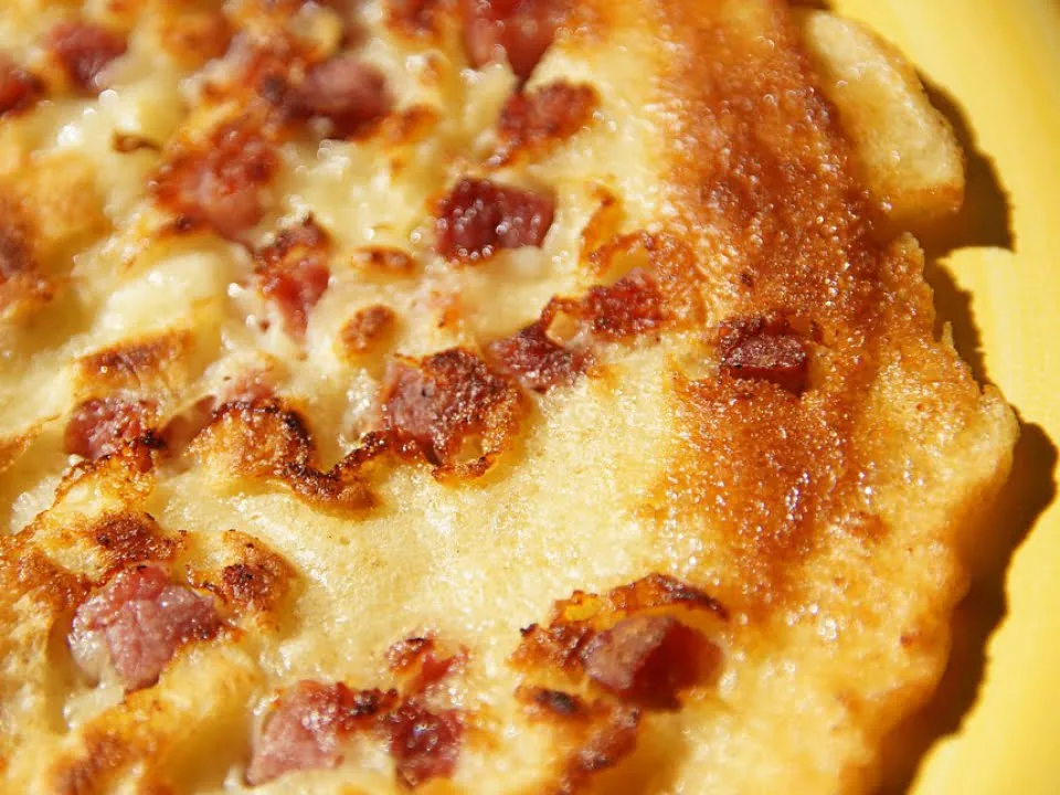 Usor de gatit si delicios! Clatite cu sunca si cascaval