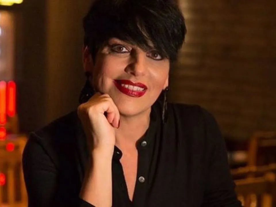 Chef Patrizia Paglieri te invata sa gatesti piept de rata pe piure de telina! E mai simplu decat crezi