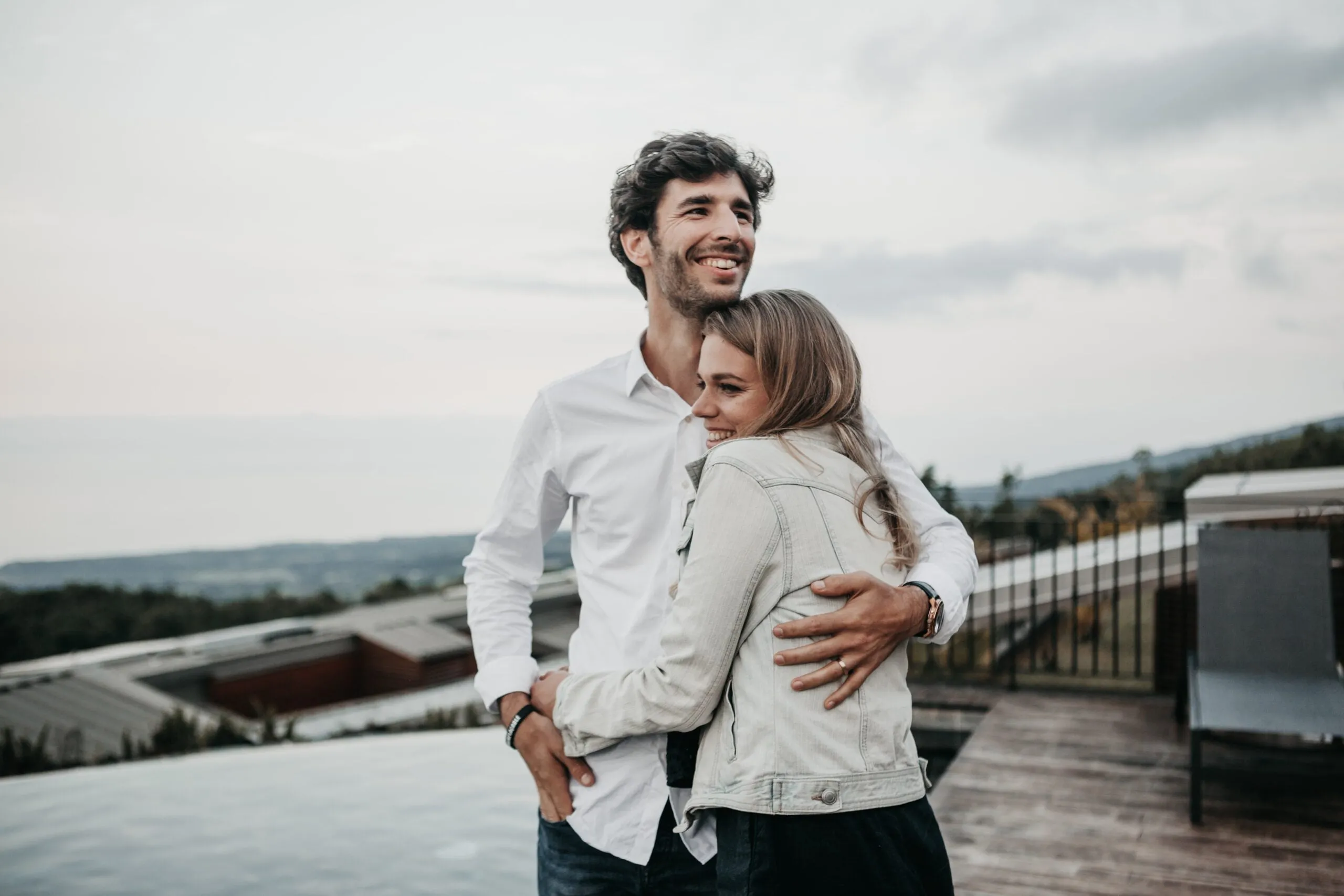 Semnele care arată că ești mult prea dependentă de partenerul tău