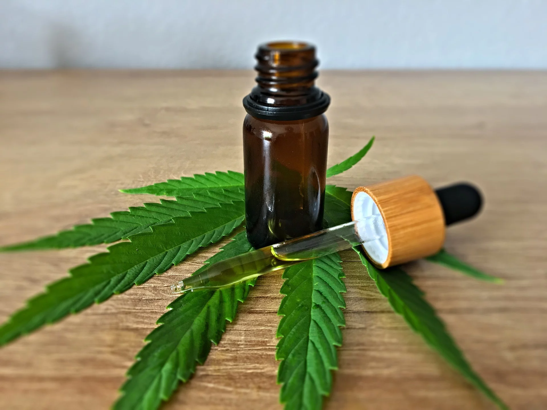 Cum te poți bucura de cele mai mari beneficii CBD?