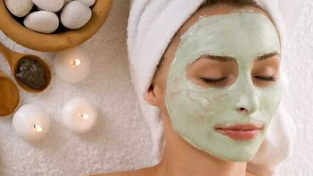 11 măști de față de inspirație ayurvedică