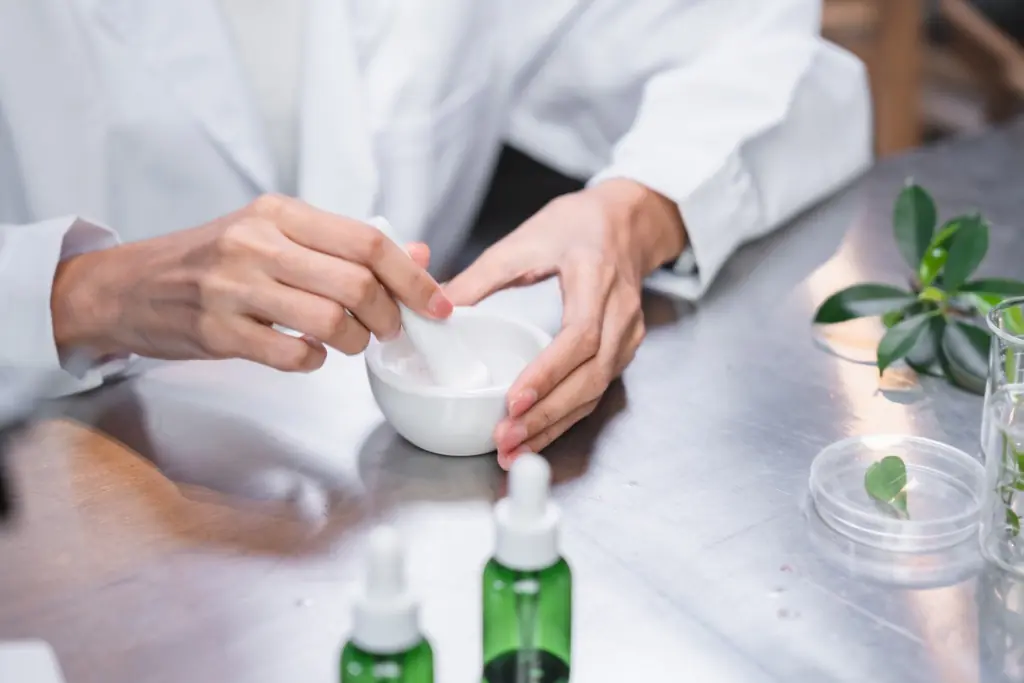 Ce se întâmplă dacă amesteci ingrediente cosmetice!