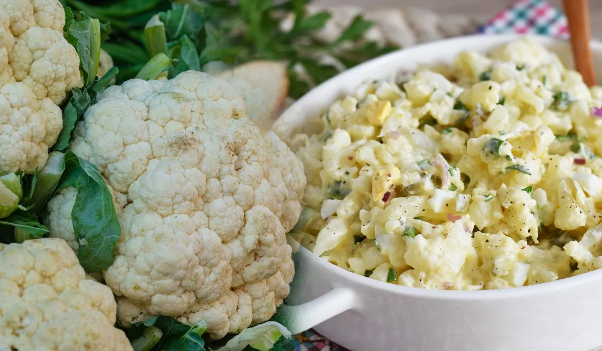 Salata de conopidă cu de toate. Un deliciu pe care trebuie să-l faci!