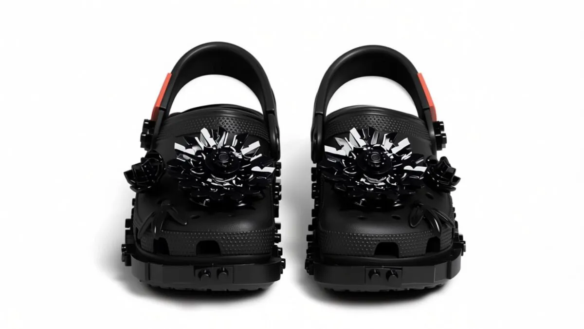 Crocs si Lego lanseaza noi saboti de la 79 de dolari in colaborarea anului