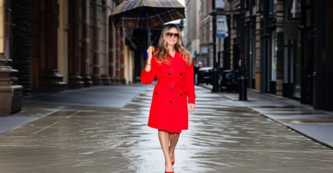 Heidi Klum a sfidat ploaia din New York cu pantofi Louboutin de 100 mm
