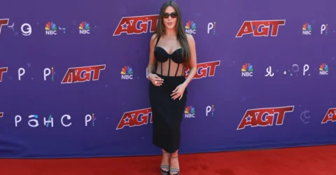 Sofia Vergara revine la America’s Got Talent sezonul 21 în sandale Dolce & Gabbana