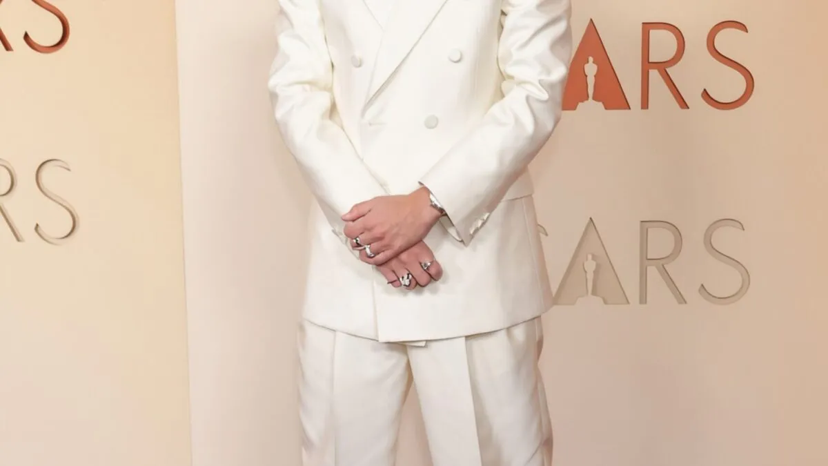 Timothée Chalamet a adus stilul anilor 2000 la Oscarurile din 2026