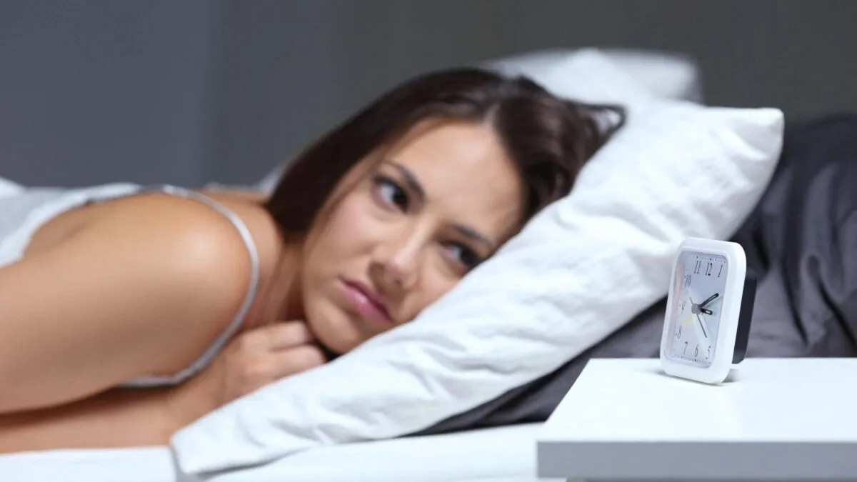 Insomnia devine cronica dupa 3 luni de nopti albe si are tratament specific