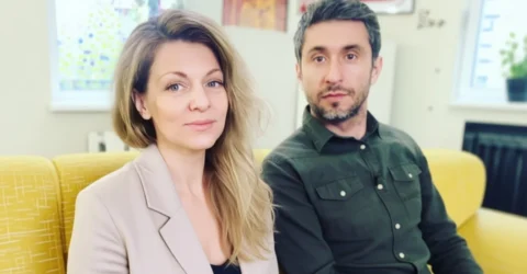 Dana Nălbaru și Dragoș Bucur dezvăluie viața la țară cu 3 copii și un purceluș