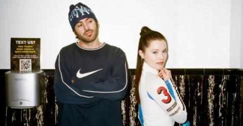 Fcukers au înregistrat albumul de debut în 2 săptămâni și cântă pentru 70.000 de fani