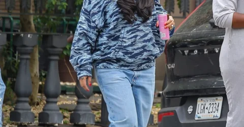 Rihanna șochează din nou și combină 2 imprimeuri animale pe străzile din New York