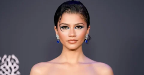 Zendaya aduce look-ul acvatic la New York pentru premiera The Drama