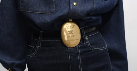 Cureaua Celine de 790 de lire care a devenit accesoriul momentului și e peste tot