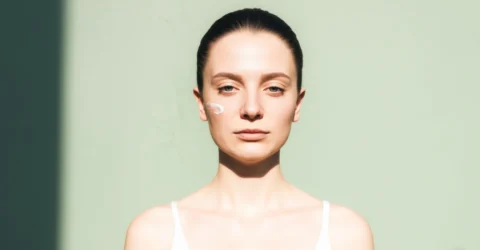 Misterul serului cu retinol recomandat de 10 ani a dispărut de pe internet
