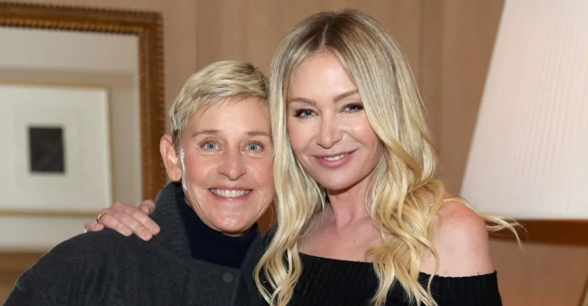 Ellen DeGeneres și soția primesc undă verde pentru grajduri în Cotswolds. Regulile stricte locale rămân.