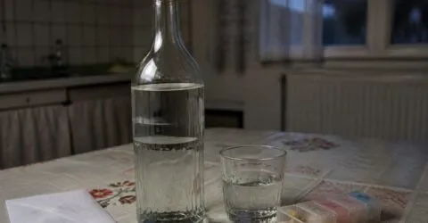 Decesele prin cancer asociate alcoolului s-au dublat în America. Ce indică raportul după trei decenii de date