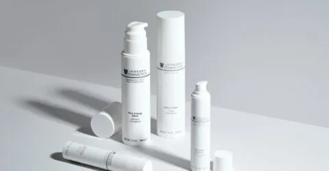 Ce ingrediente merită căutate în produsele anti-aging și cum le integrezi în rutina ta